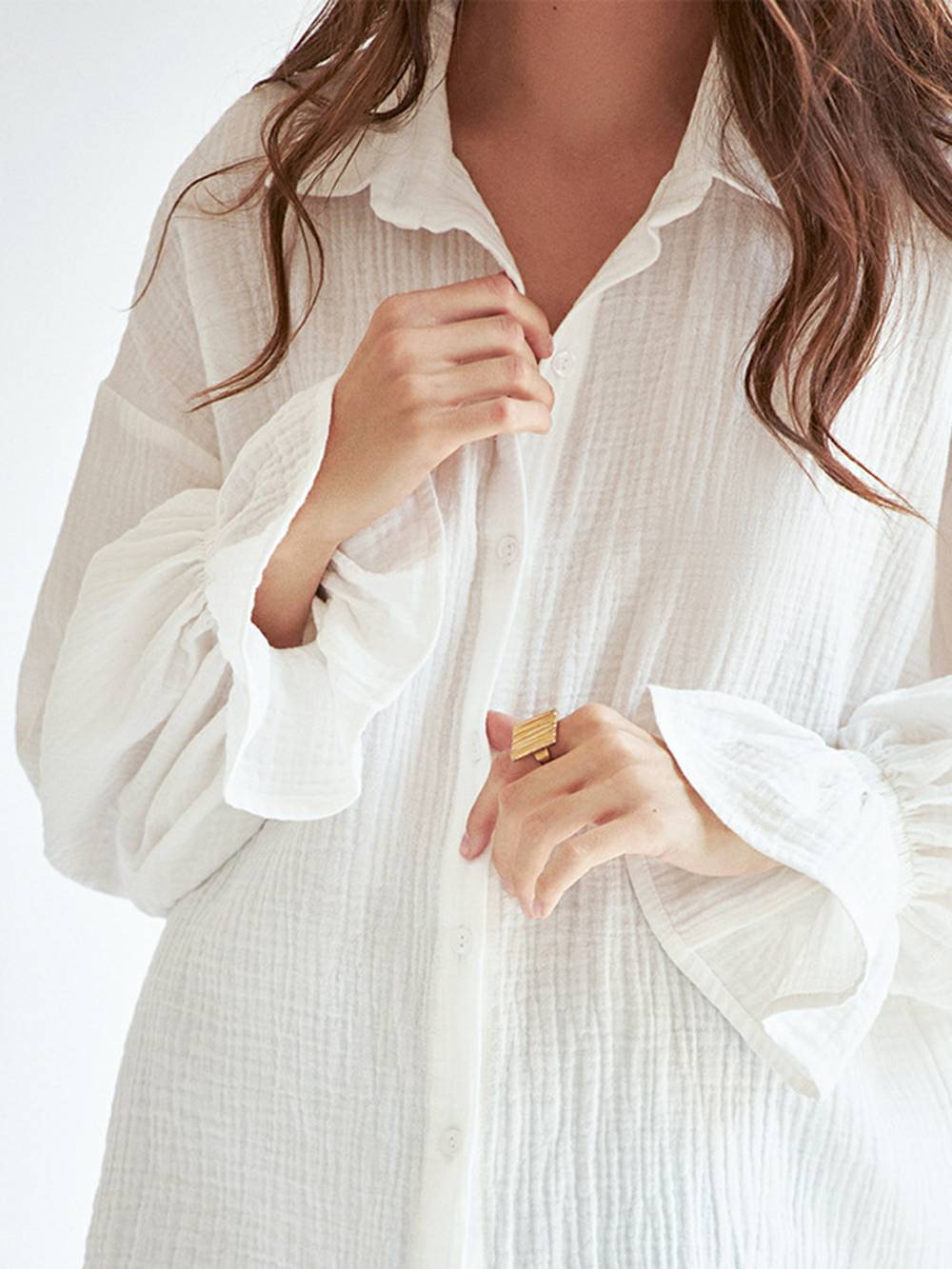 Women's shirt made of lightweight material with a loose fit
