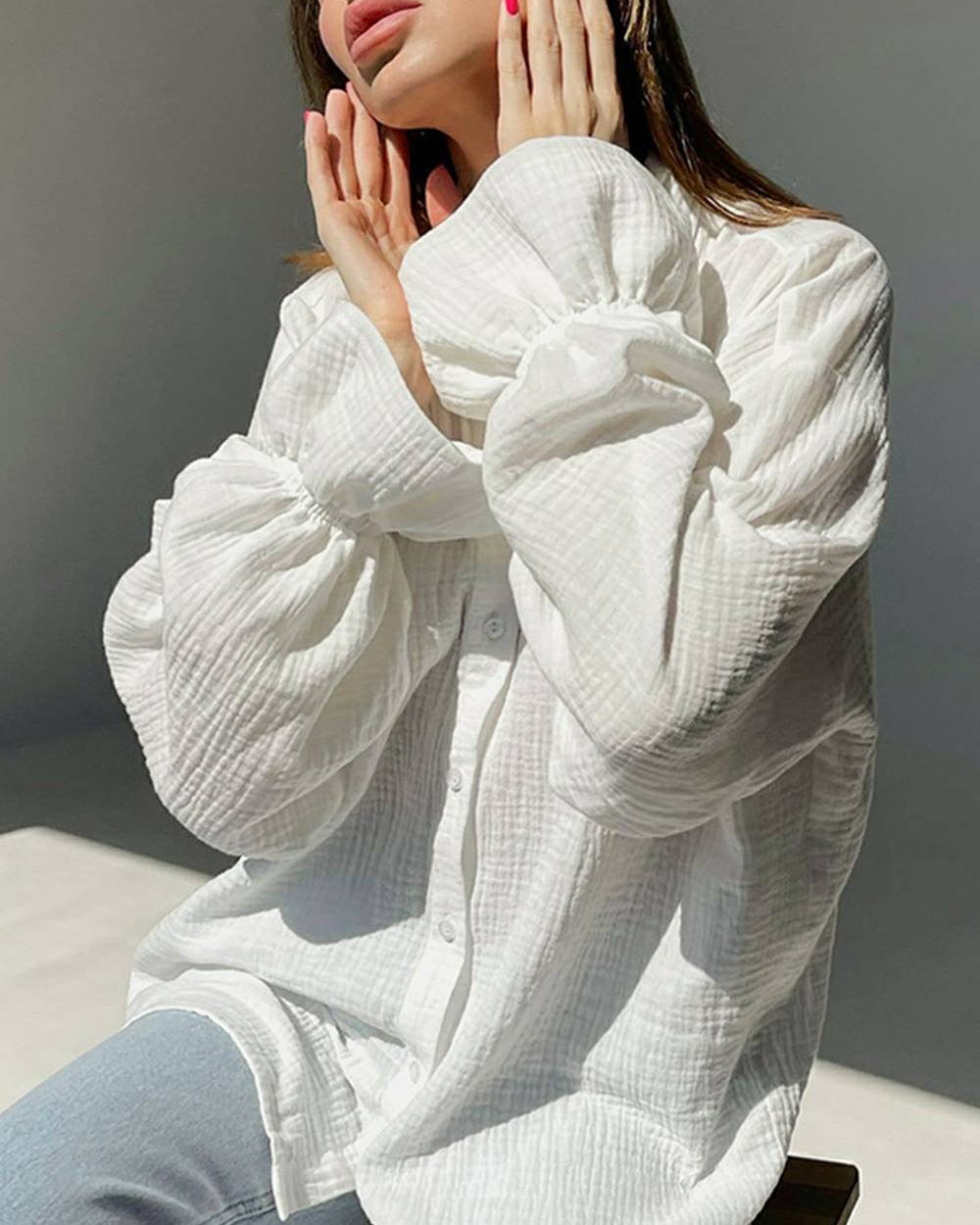 Women's shirt made of lightweight material with a loose fit