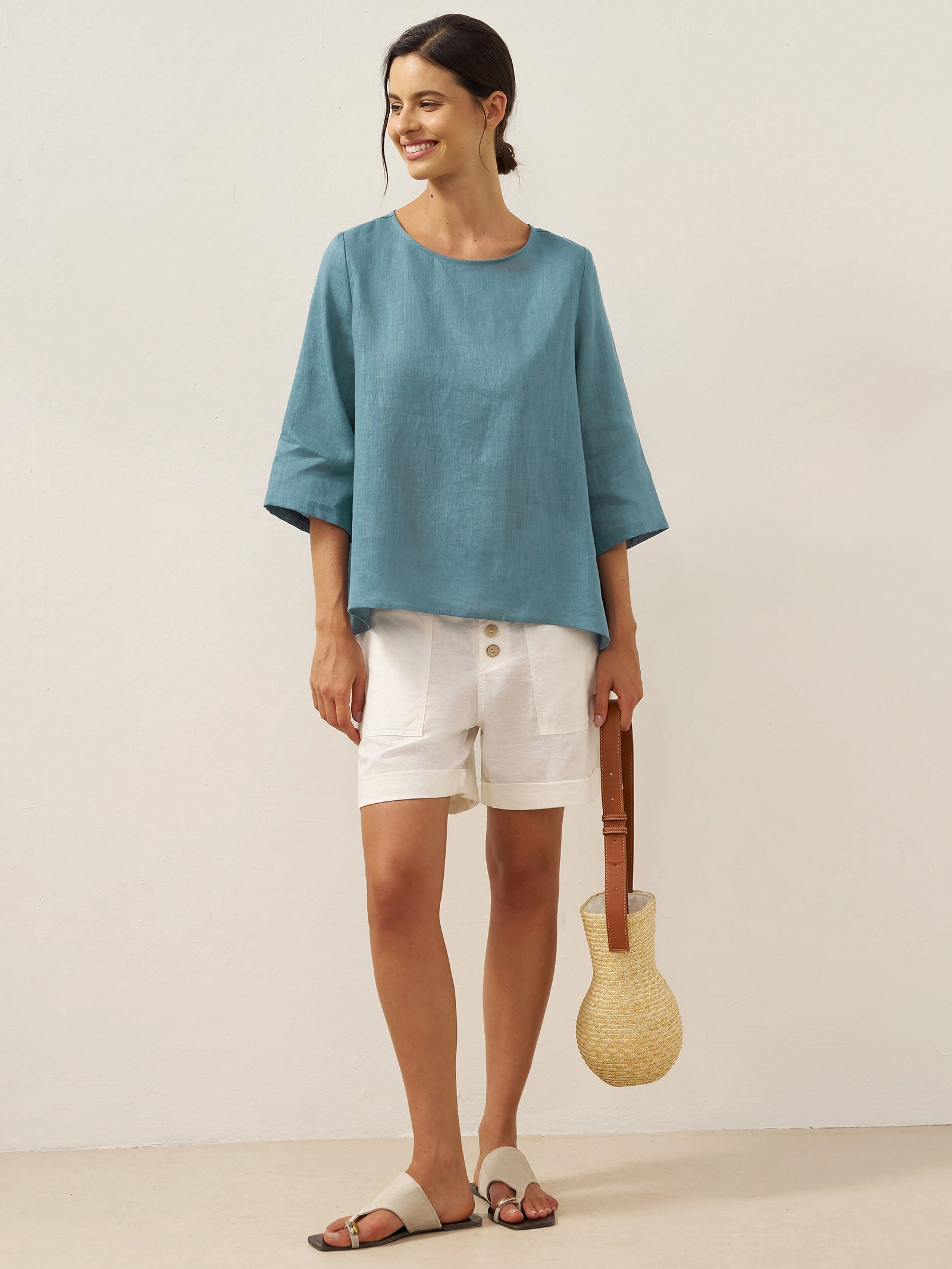 Evelyn | Comfortable Linen Top with Asymmetrical Hem and Round Neck