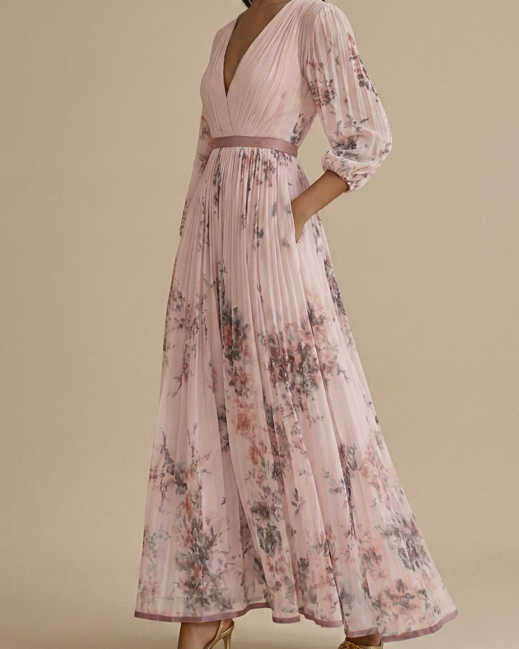 Women’s Elegant Lace Tiered Maxi Dress