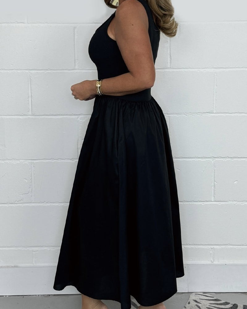 Stylish Sleeveless A-Line Dress with Square Neckline