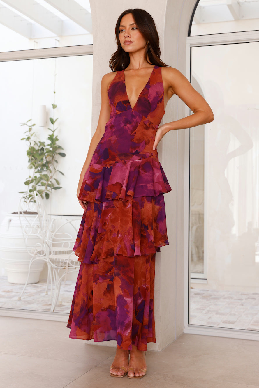 Women's maxi dress with a V-neck and ruffles