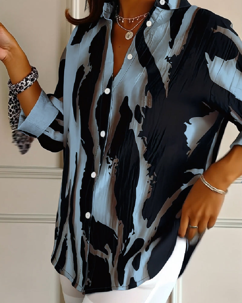 Women's Oversized Blouse with Print and Buttons