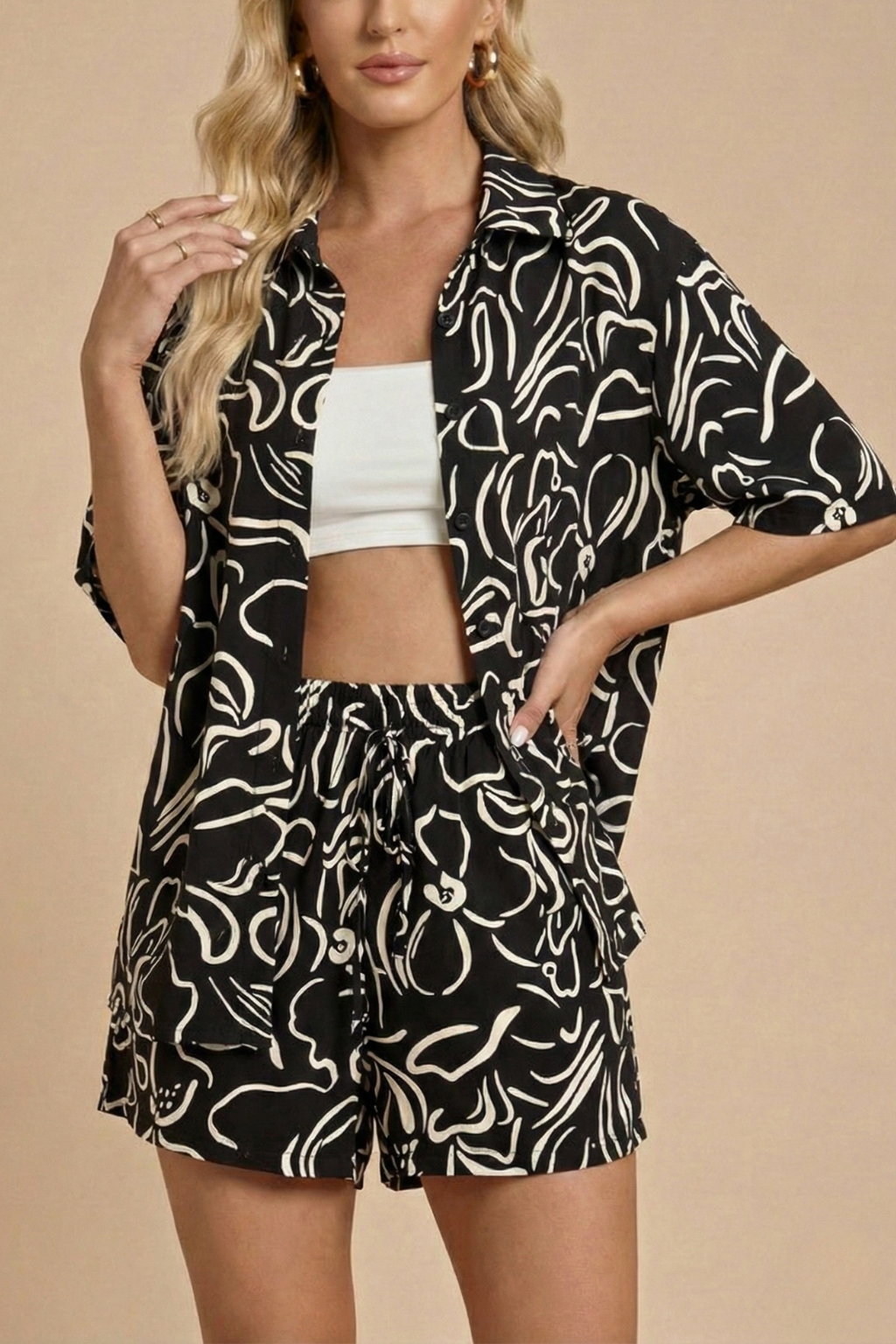 Women's Complete Set: Shirt and Shorts with Ties and Print