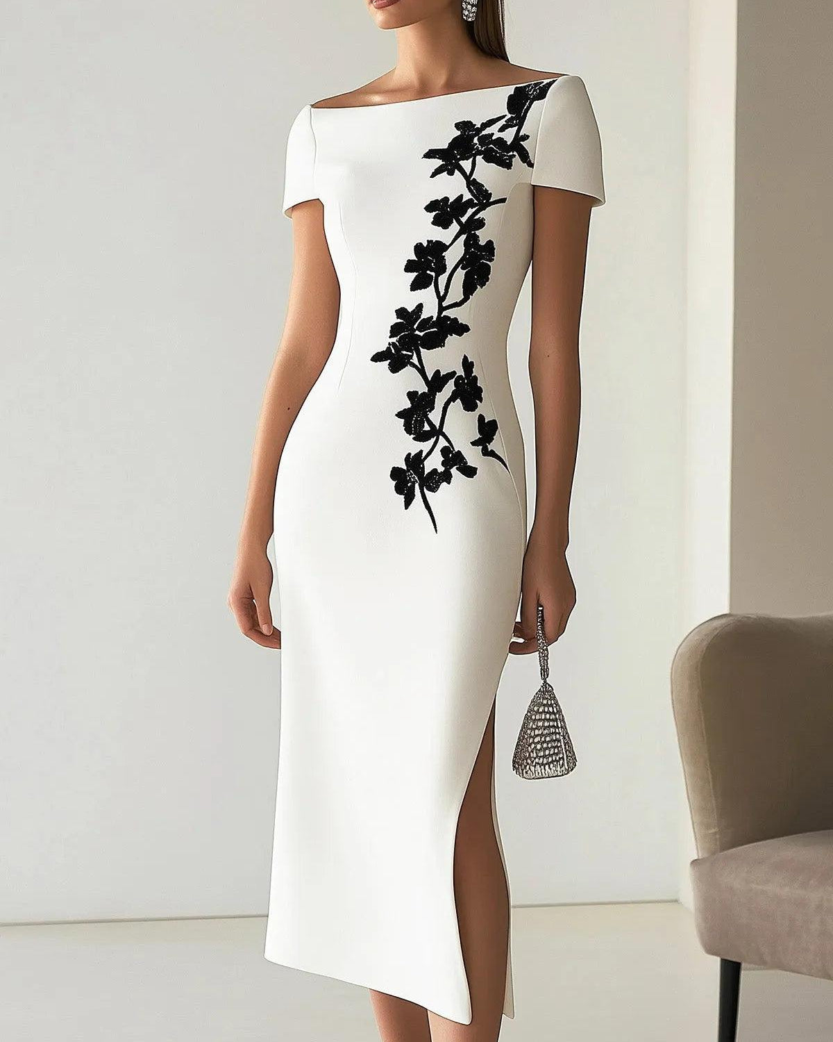Audrey | Chic Floral Print Boat Neck Midi Dress