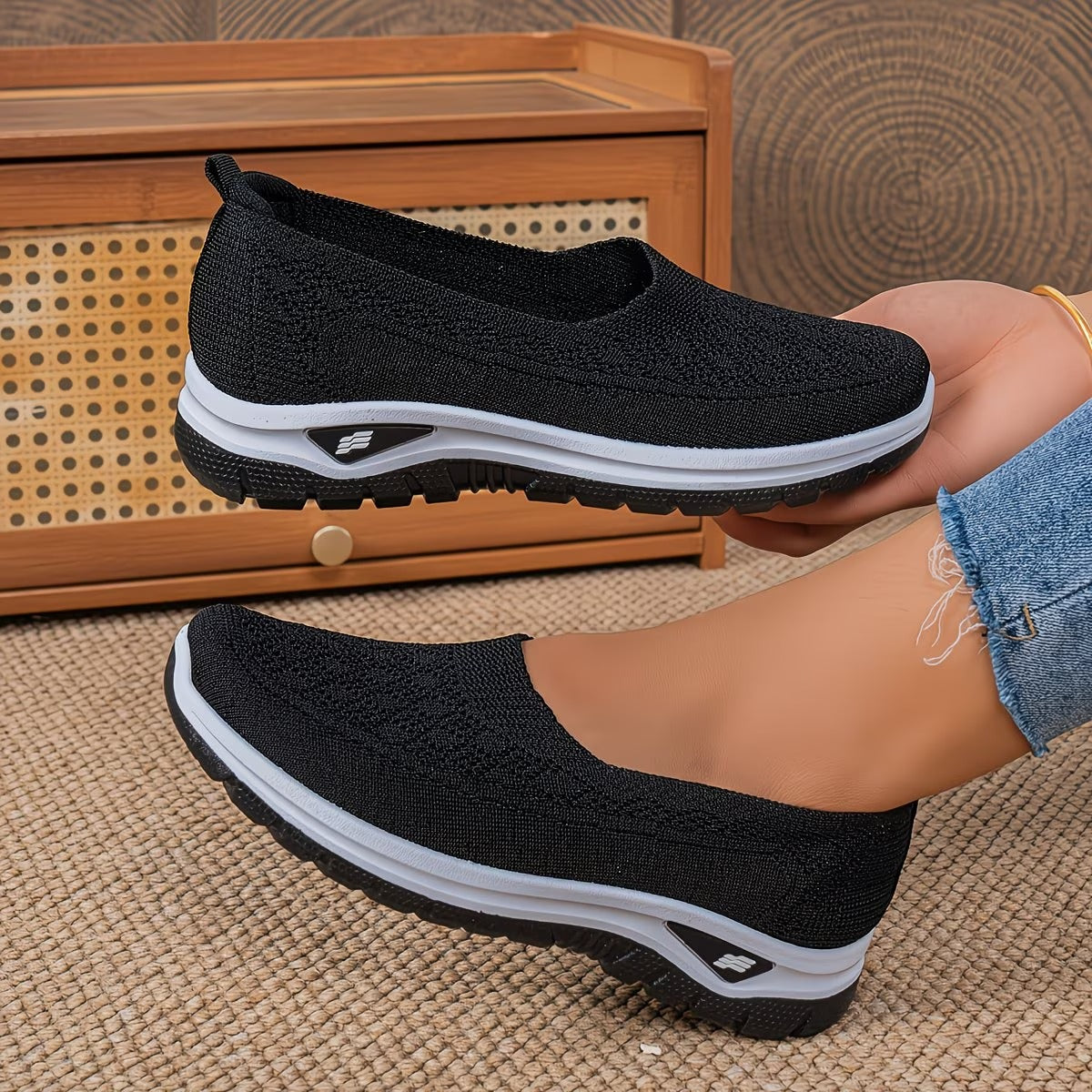 Janela | Sporty Comfort Sneakers without Laces