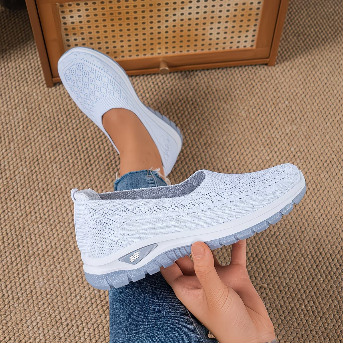 Janela | Sporty Comfort Sneakers without Laces