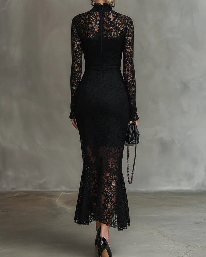 Elwira | Elegant Black Maxi Dress with Lace