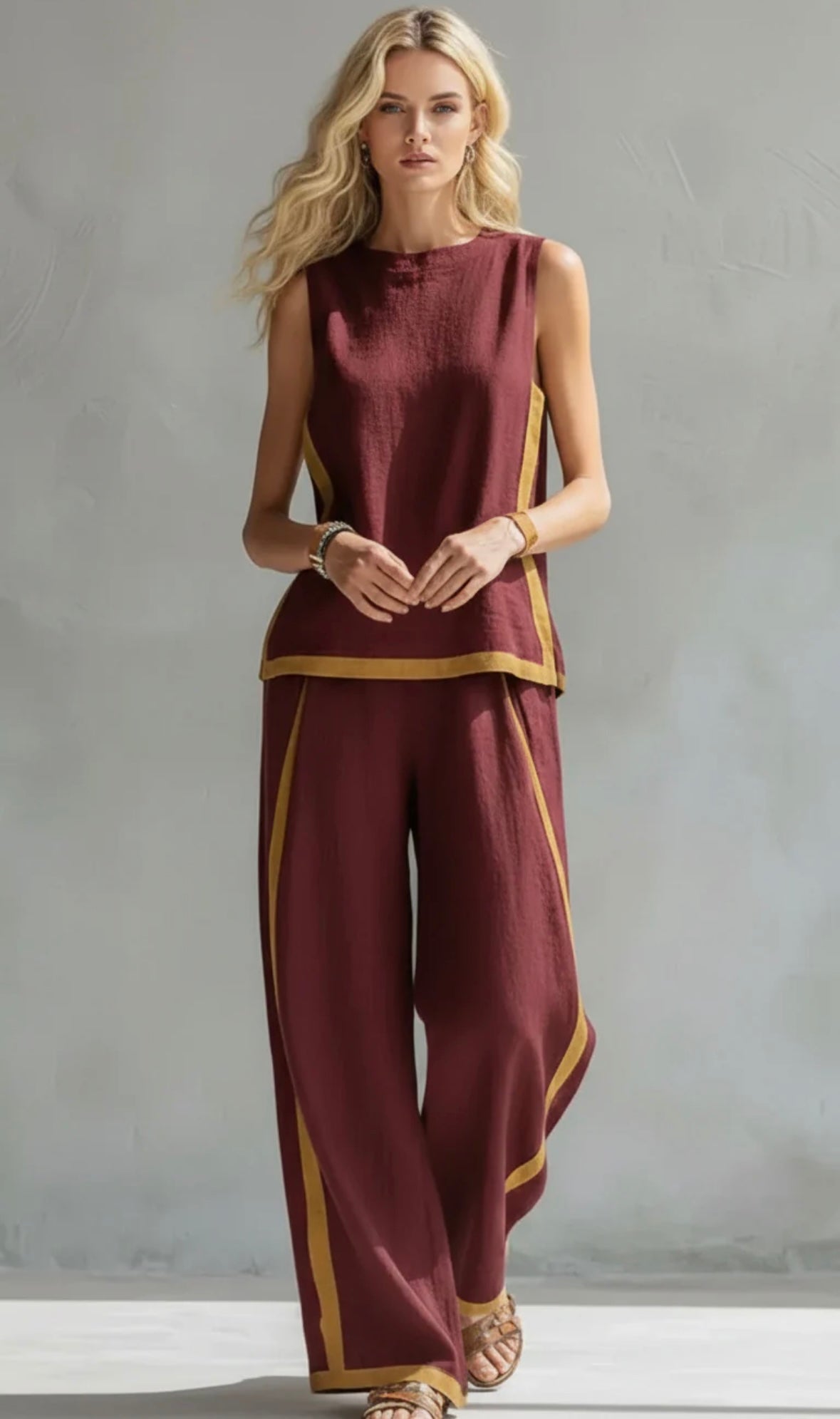 Leila - Elegant and casual vest and pants set in gray cotton and linen with two-tone edges.