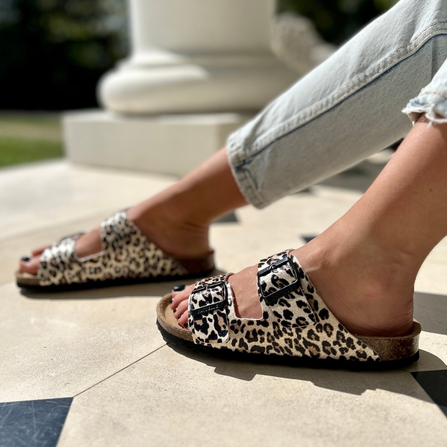 Women’s Double Strap Adjustable Buckle Sandals