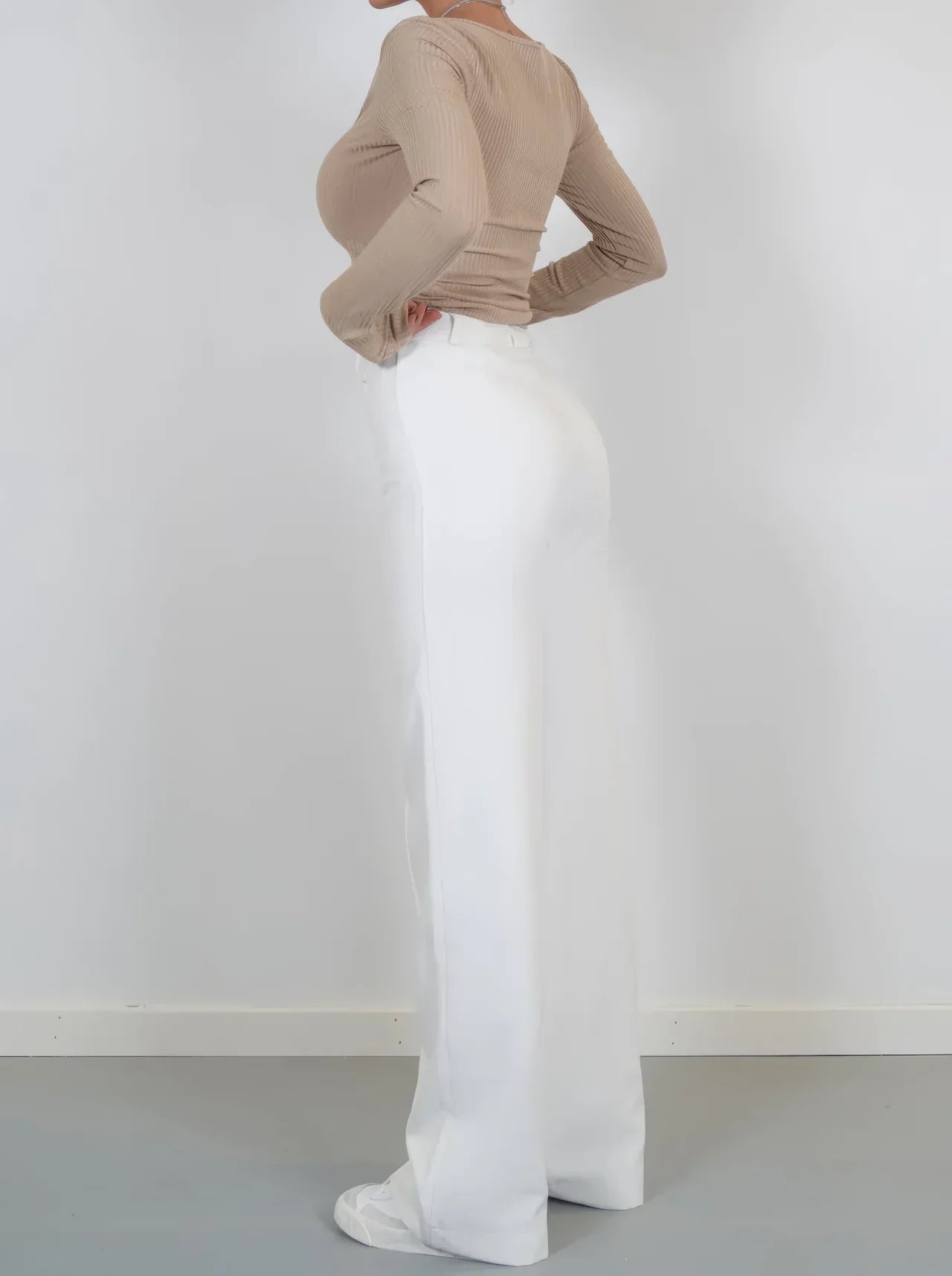 Women's Wide Leg Trousers - High Waist Tailored Seam Detail Palazzo Pants