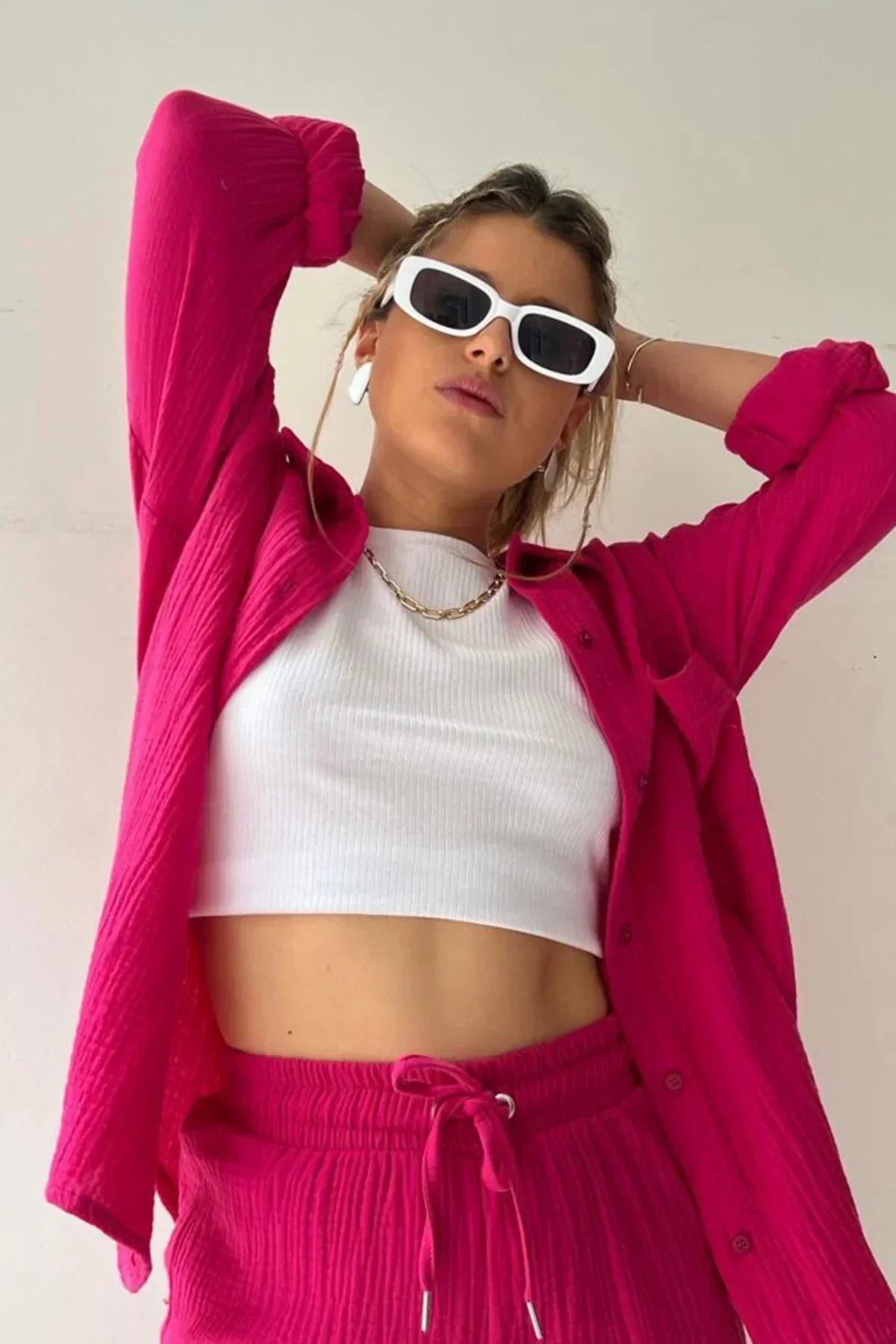 Women's complete set: shirt and shorts with a loose fit