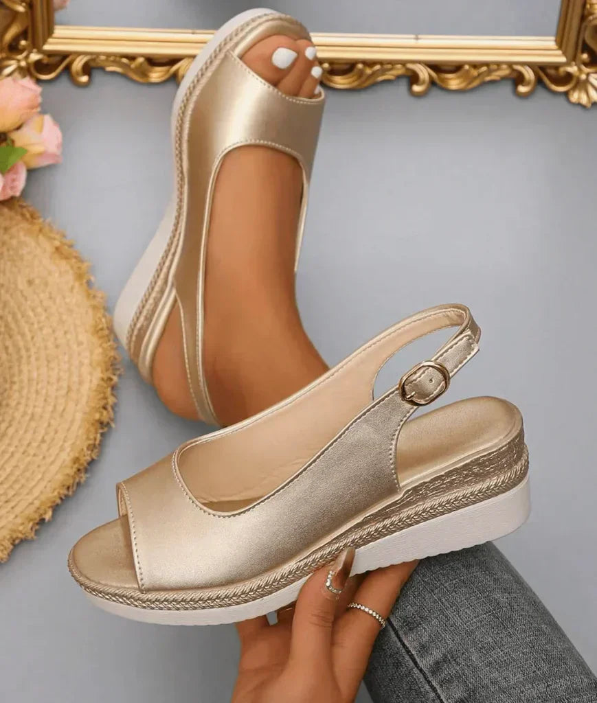 Orthopedic sandals for women