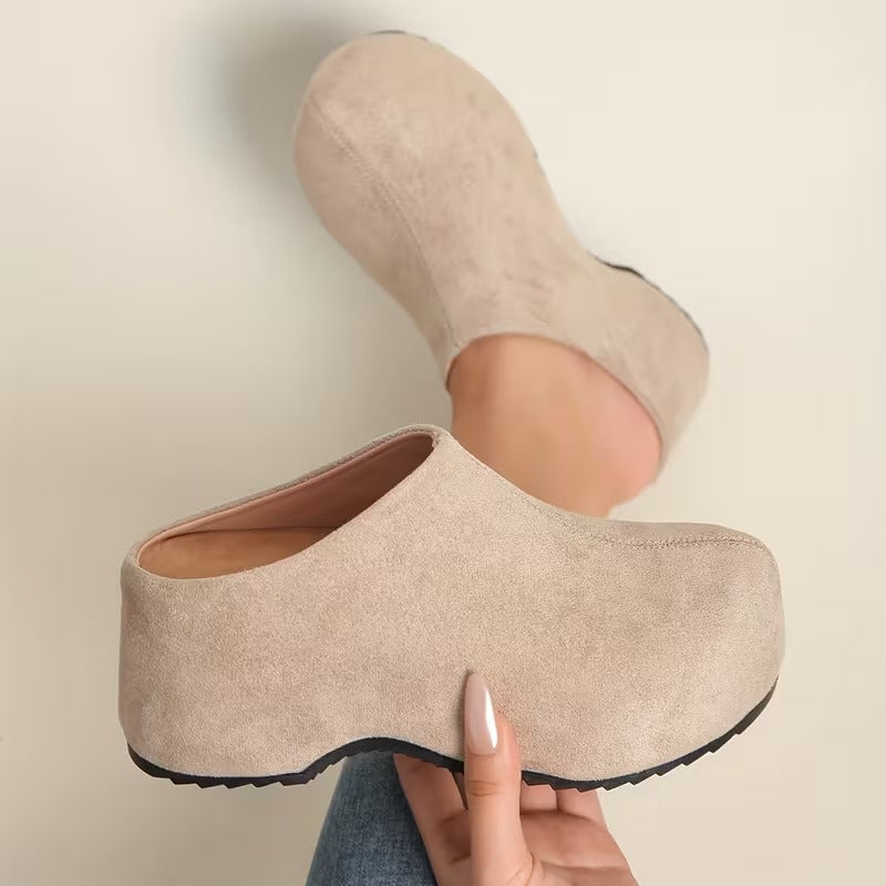Veloura | Modern Comfort Slide Sandal Made of Soft Suede Leather
