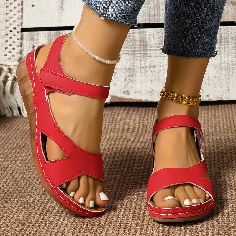 Women's sandals with straps fastened with Velcro and open toes
