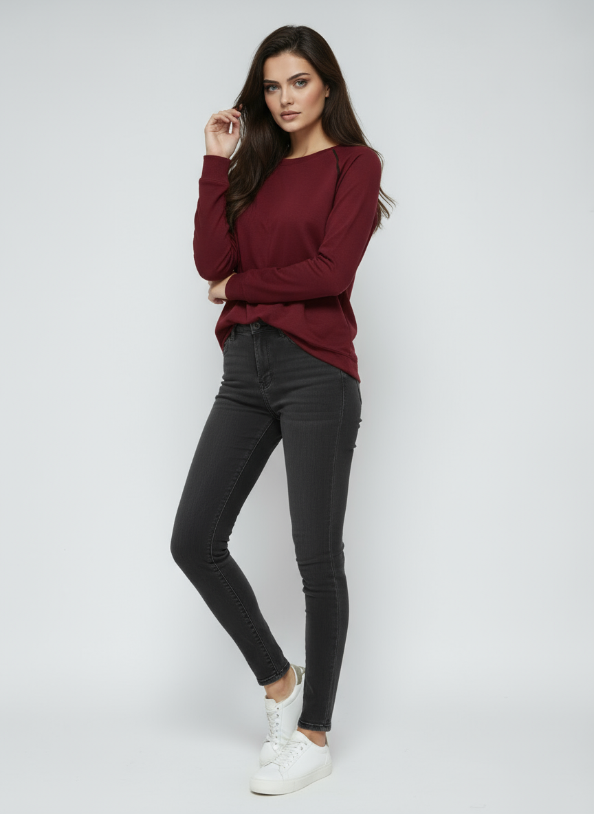 Women's Sweatshirt | Classic Sweater with Round Neck and Long Sleeves