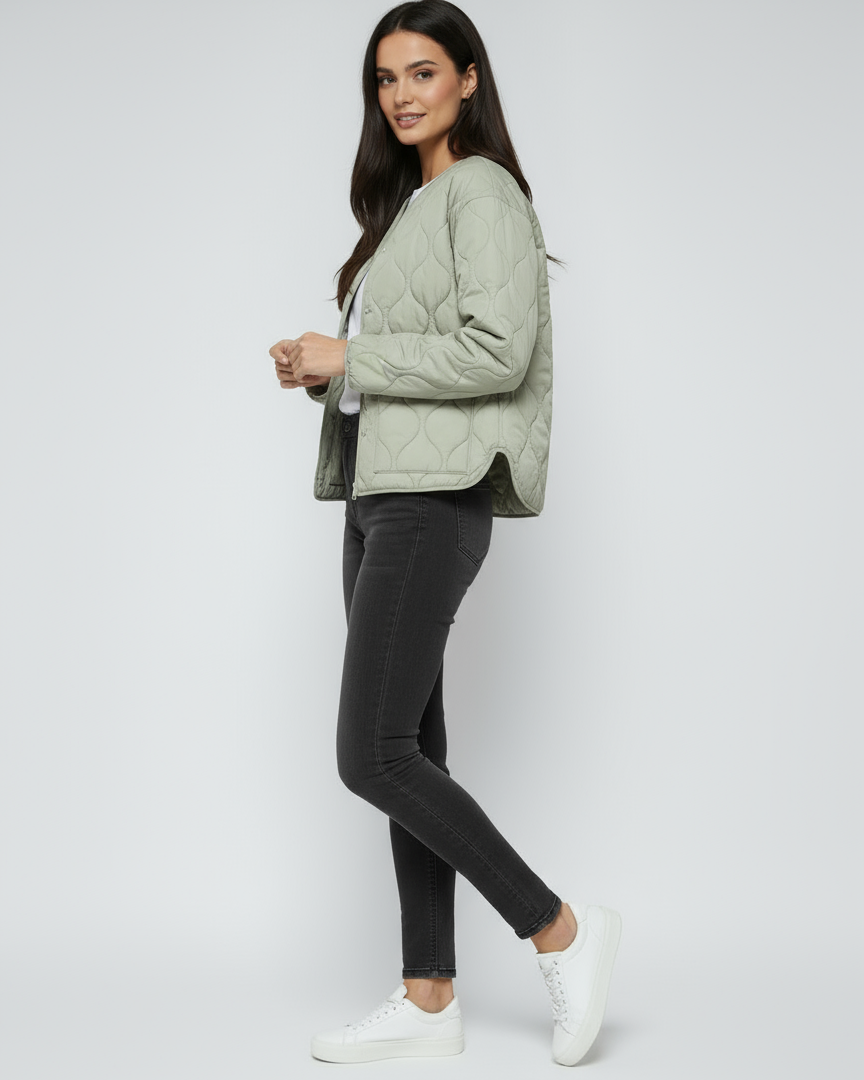 Women's Quilted Jacket | Lightweight Short Jacket with Pockets