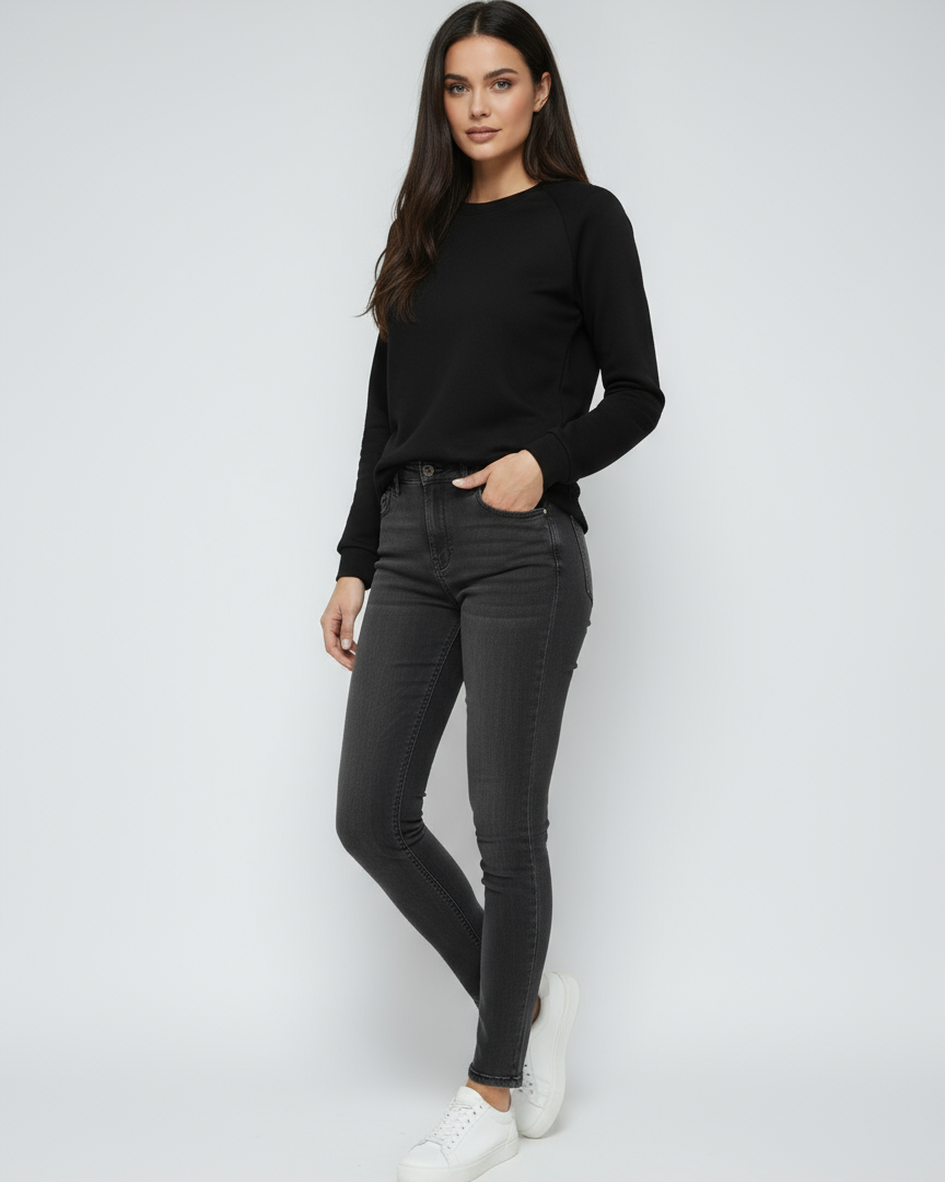 Women's Sweatshirt | Classic Sweater with Round Neck and Long Sleeves