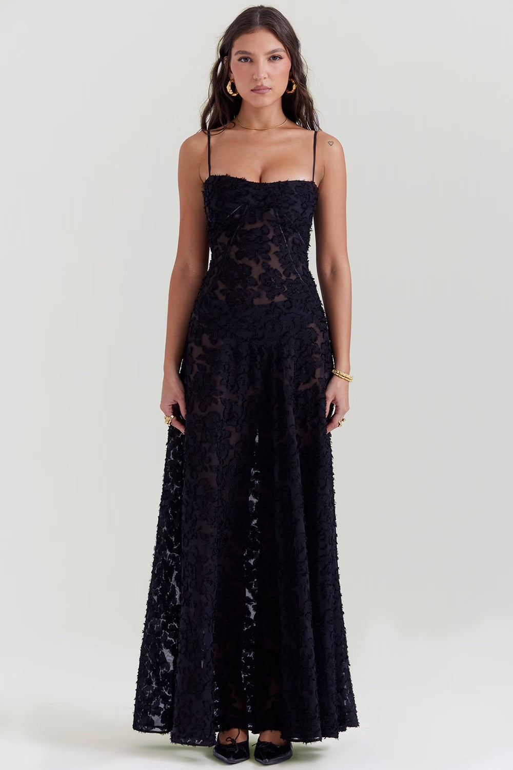 Women's maxi dress with thin straps and pattern
